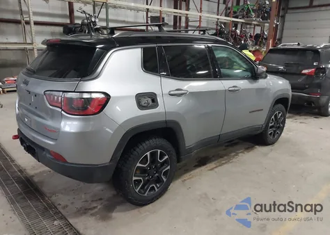 2019 Jeep Compass Trailhawk 4X4 from USA, damaged, VIN 3C4NJDDB0KT712004